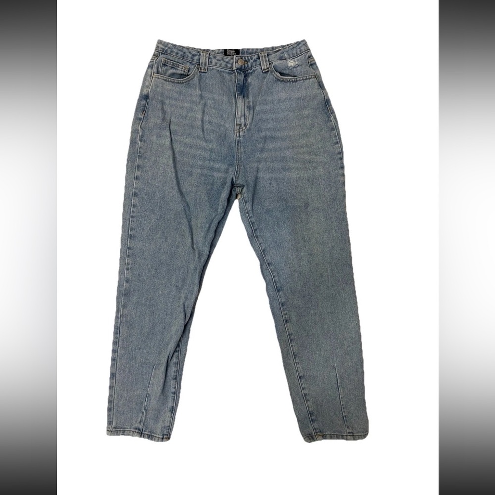 Simple Society High Waisted Mom Jeans 11/30 Light Wash Tapered Leg Denim